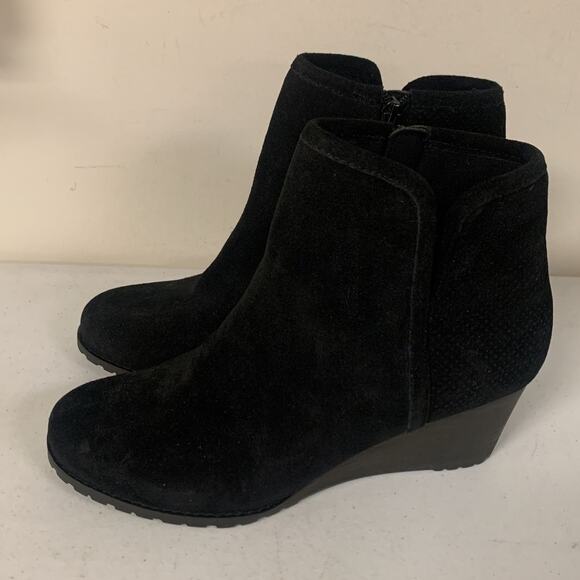 Rockport Women's Size 10 M Hollis Vcut Bootie Ankle Boots, Black Suede - Picture 3 of 8